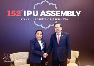 Leaders of Vietnamese, Lao parliaments pledge to share legislative experiences